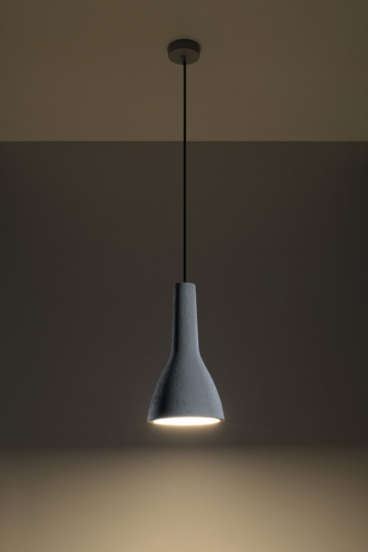 Lampa wisząca EMPOLI szary beton zwis nad stół wyspę - Sollux Lighting - zapalone światło Lampa wisząca EMPOLI szary beton zwis nad stół wyspę - Sollux Lighting - zapalone światło