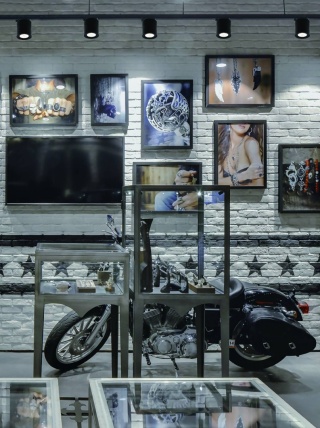 Zestaw szynowy: szyna 1m czarna + 3x oprawa Mone Nero Track - Orlicki Design