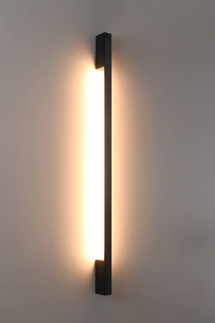 Kinkiet SAPPO M czarny LED smukły minimalistyczny dekoracyjny - Thoro Lighting